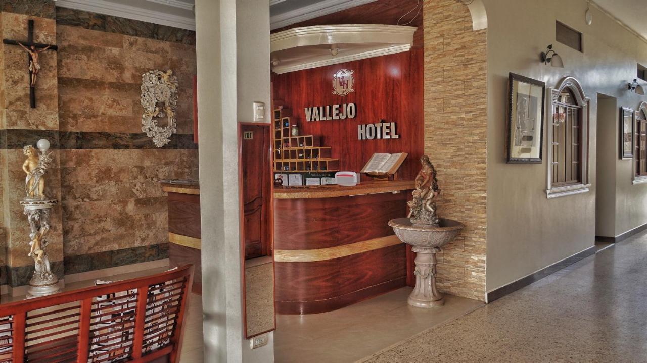 Vallejo Hotel Huaquillas Exterior photo